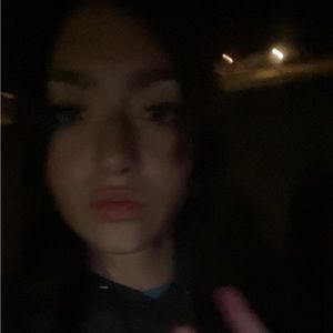 Meet your Posher, Ella